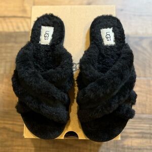 UGG Women’s Slippers, Style is Scuffita, Women Size 9